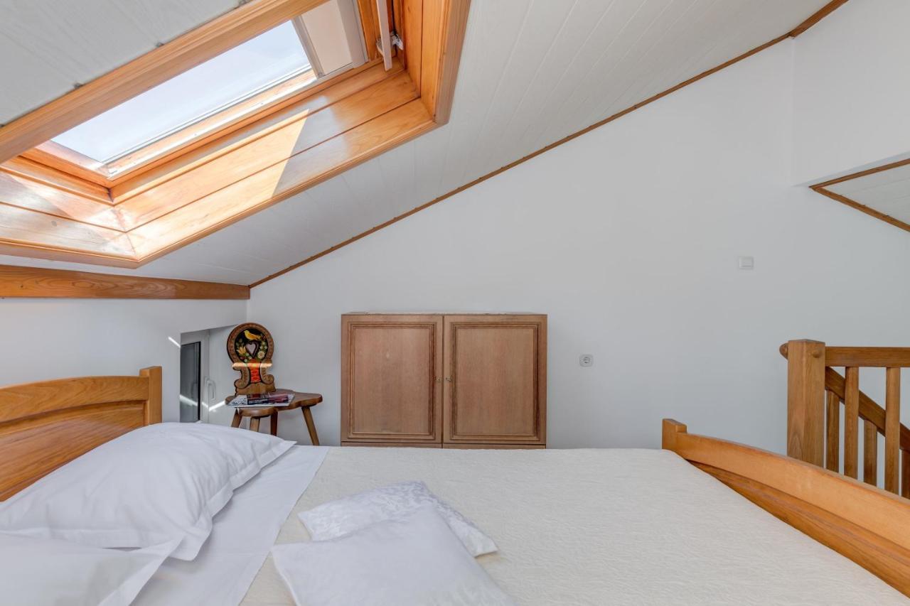 Apartman Beachfront Milan, With Balcony Split