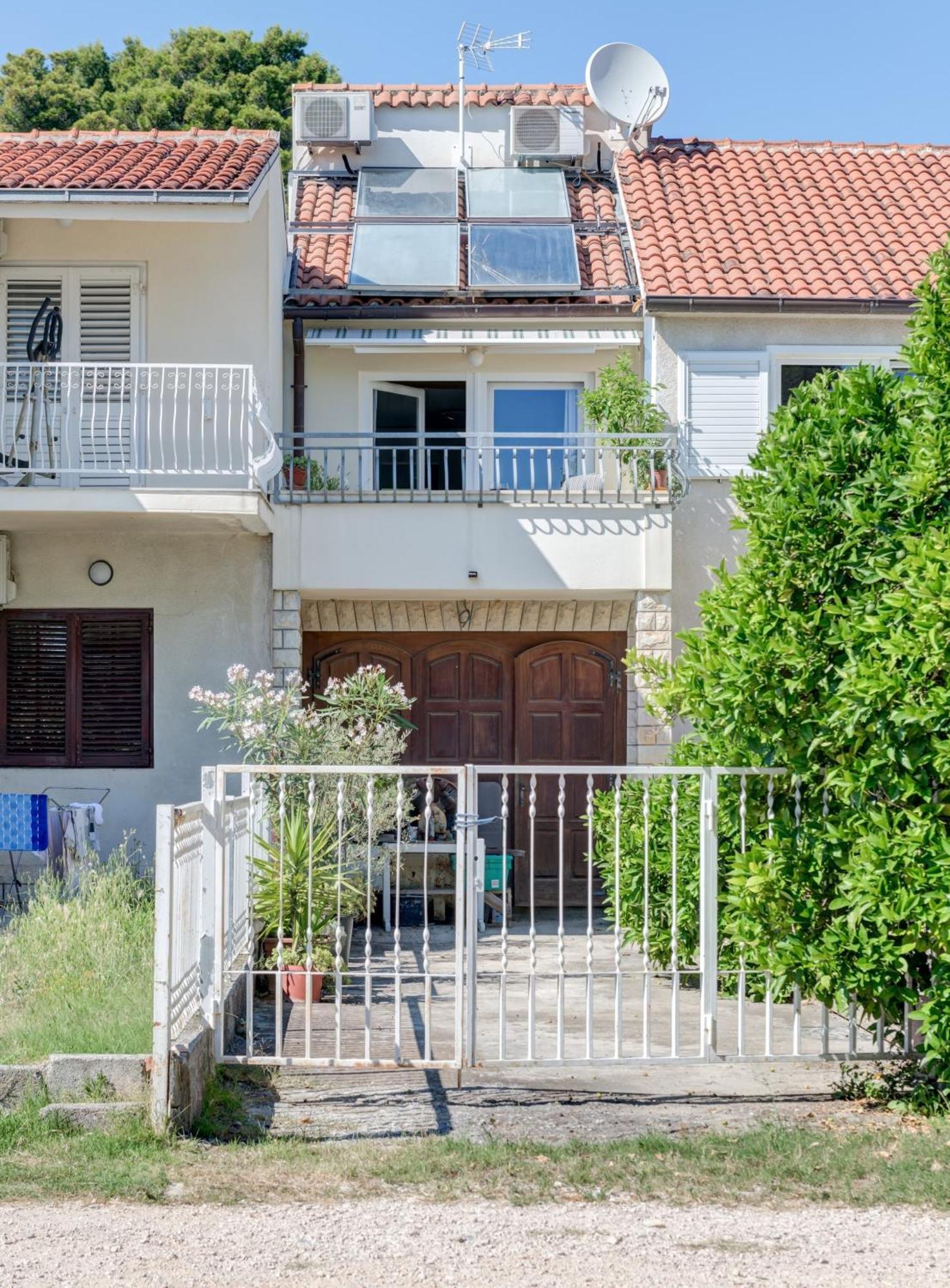 Apartman Beachfront Milan, With Balcony
